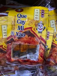Que cay mì xào leon Việt Long