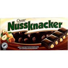 Choceur Nussknacker hořká čokoláda s lískovými ořechy 100 g- hạn 26/4/2026