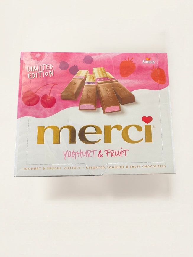 Limitovaná edice Merci Finest Selection s příchutí Yoghurt & Fruit 250g, hsd 11/2026